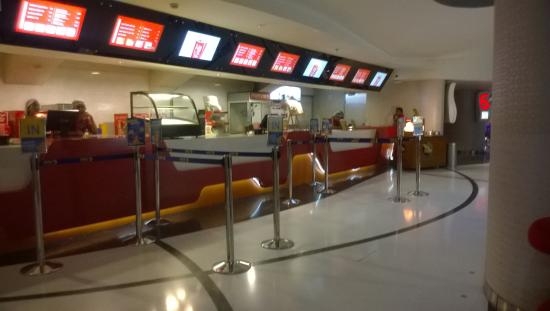 Twitterati’s reactions on Maharashtra Govt allowing outside food in Movie Theater
