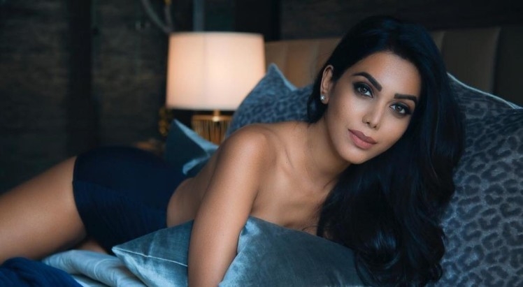 Former Miss India Natasha Suri Learning Pole Dance For Movie