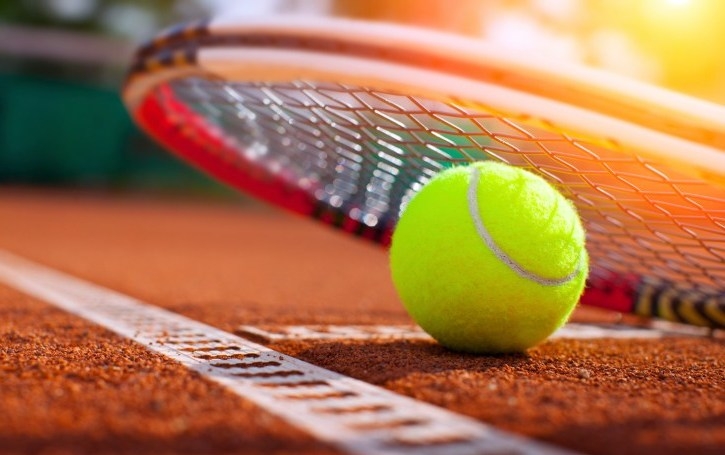 Play tennis to burn extra calories