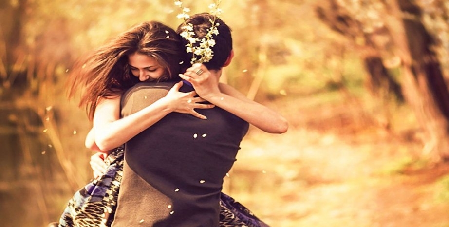 A Hug (Jaadu ki Jhappi) can tone up your health and relation