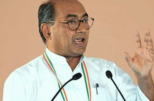 Digvijay Singh motivates 'solidarity' in Congress