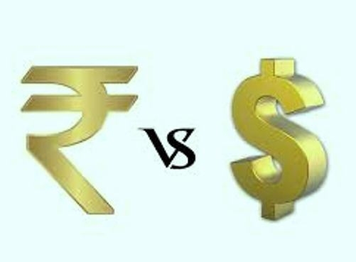 ऐतिहासिक निम्नतम स्तर पर रुपया, डॉलर के मुकाबले 70 पर पहुंचा