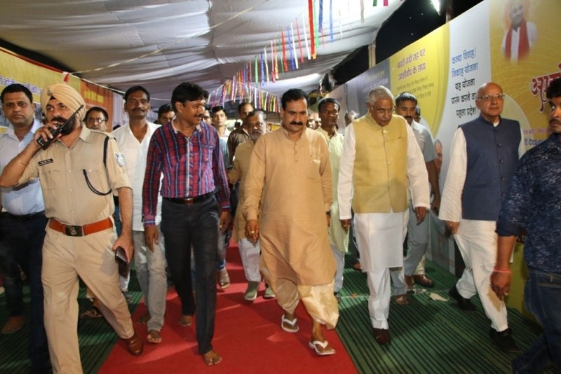 Datia becomes confluence of Bhakti, Gyan and Aanushthan