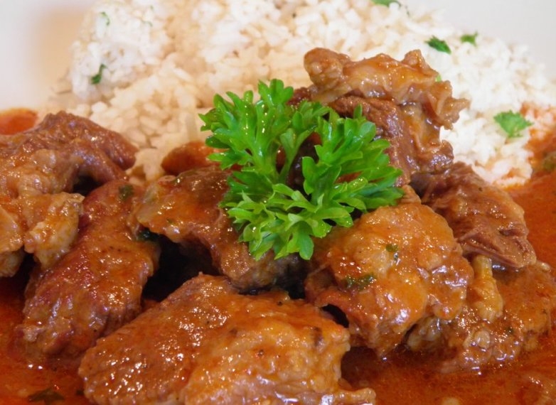 Thai red beef curry