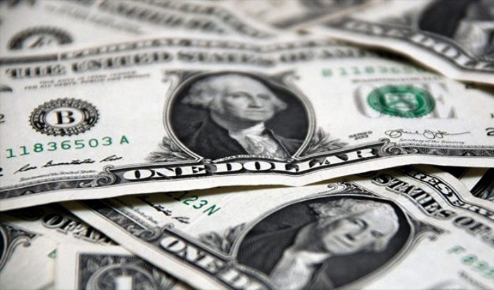 Rupee value dropped all time low, drops 42 paisa now at 70.50 / dollar