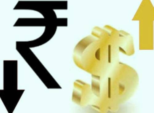 अबकी बार, रुपया 70.50 के पार...