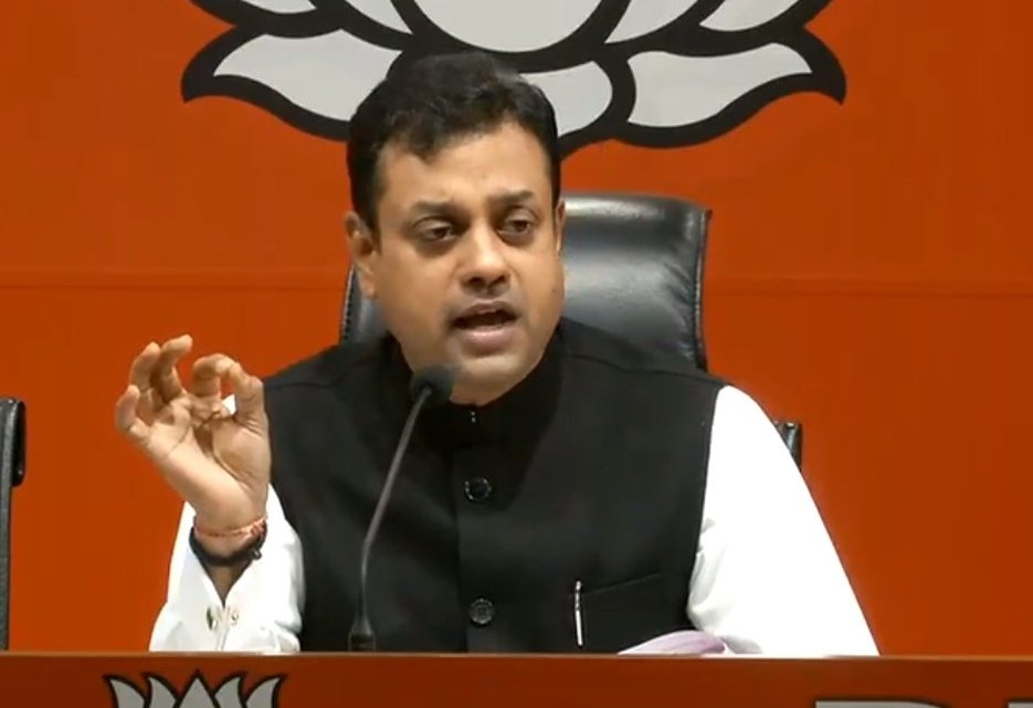 BJP attacks Congress over black money, called corruption and Congress synonymous