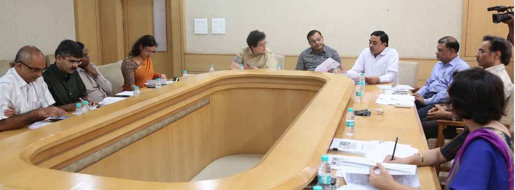 National Women’s Commission Chairman Rekha Sharma meets CS Singh