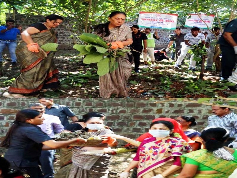 Shramdaan by Governor Patel in Swachhta Abhiyan