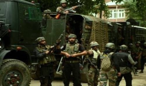 Security forces start a cordon and search operation in J&K's Kulgam 