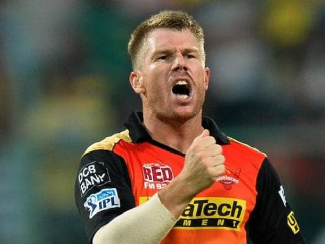  IPL: Sunrisers retain Warner; release stumper Saha 