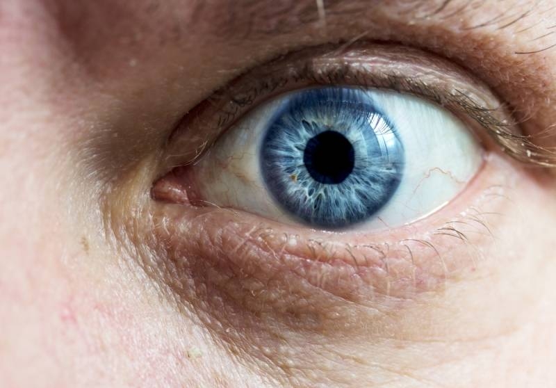  Slow reading speed linked to dry eyes: Study 