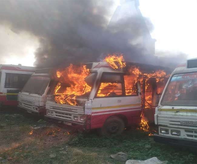  Three buses parked in Ranchi Municipal Corporation depot catch fire 
