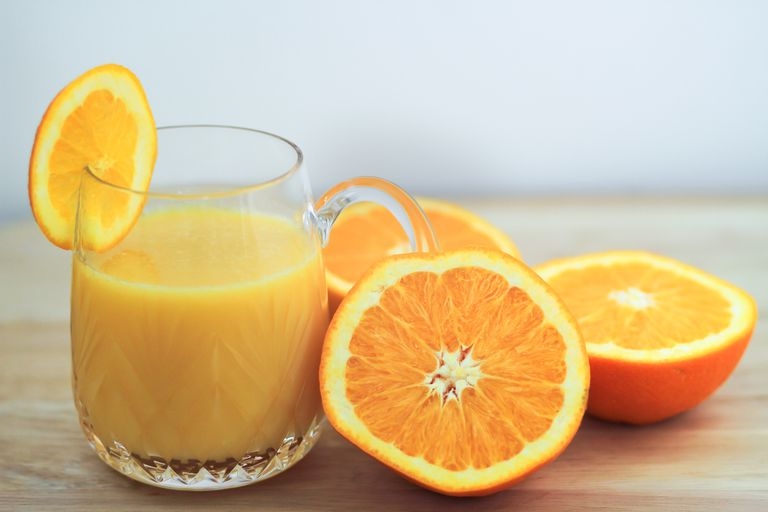  Orange juice, leafy greens may preserve memory in older men 