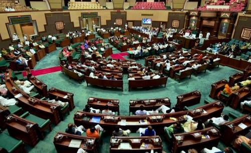 Political parties keep 'distance' from women candidates!