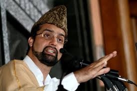  Mirwaiz Umer condemns 'nocturnal raids' by police 