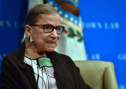  US top judge Ruth Ginsburg recovering after cancer surgery 