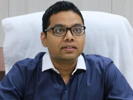 Jatab Posted as Indore Collector