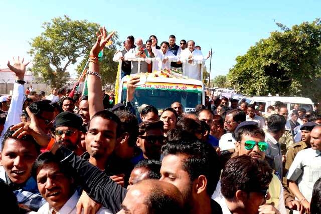 CM Kamal Nath accorded a grand welcome at thanks-giving rally