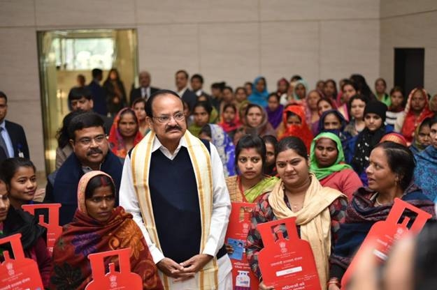 Pradhan Mantri Ujjwala Yojana achieves 6 crore mark