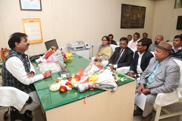 Minister Lakhan Ghanghoria assumes charge