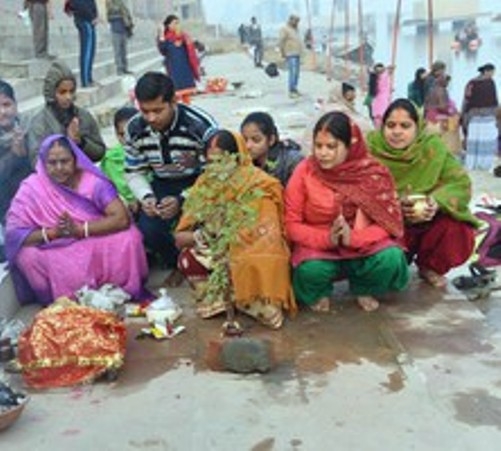  Devotees take holy dip as Bihar celebrates Makar Sankranti 