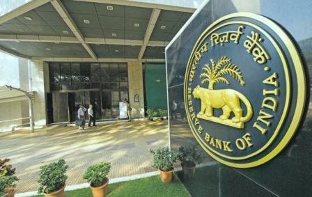 Know why the banks not cutting interest rates on loans?