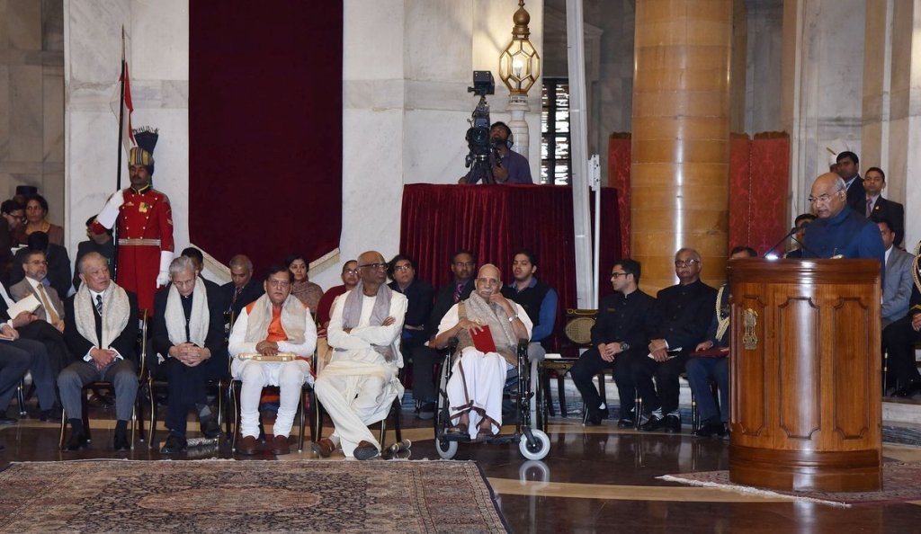 President of India presents Gandhi Peace Prize