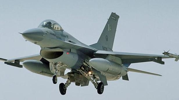  Breaking News: Pak F-16 jet shot down by IAF after LOC violation