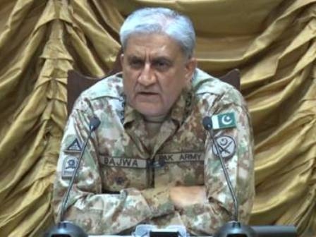 Pakistanis do not have 'faith' on its own Army Chief! 