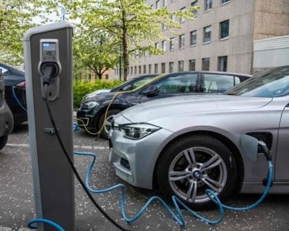 Modi government trying to remove people's doubts about electric vehicles