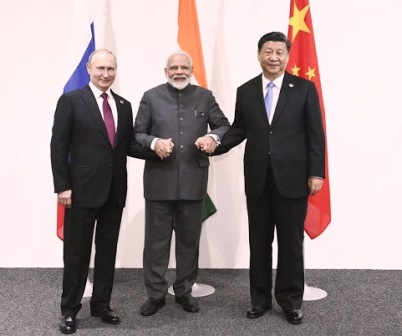 Many powerful leaders of the world do not have a personal account on social media