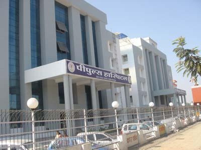  कोरोना वायरस संक्रमण बीमारी के ख़ात्मे के लिए जारी महायुद्ध में अग्रिम पंक्ति का योद्धा बना पीपुल्स हॉस्पिटल