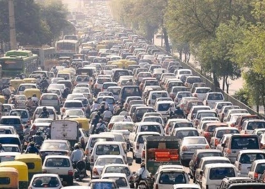  Now, the color of the vehicle sticker to show the pollution satage of the vehicle