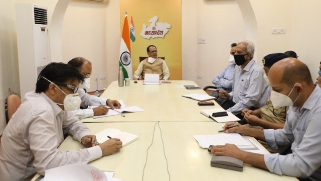 Disaster Control Centres should be active round the clock