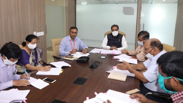 Efforts must be made to increase the income of State Waqf Board