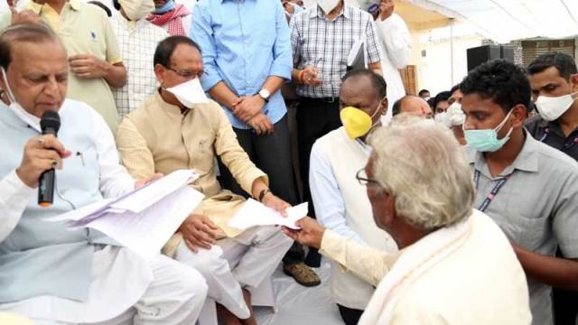 CM Chouhan interacts with villagers in Jait village