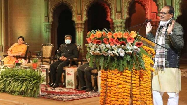 Full protection to art and artists in the state: CM Chouhan