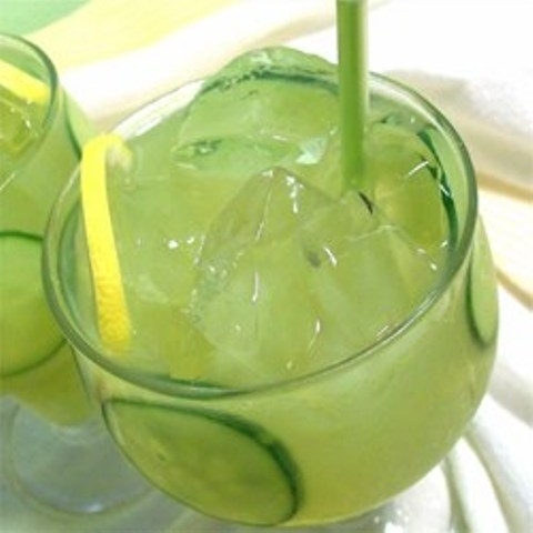 Refreshing Cucumber Lemonade