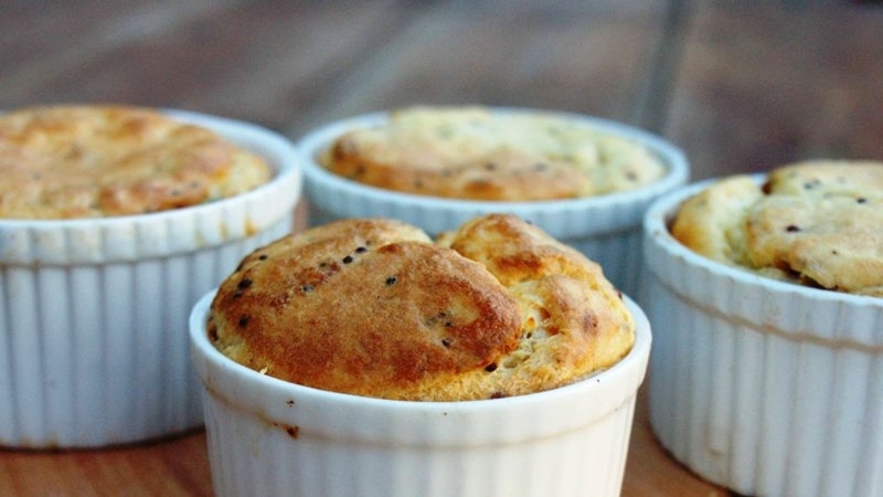 Garlic and goats cheese soufflés