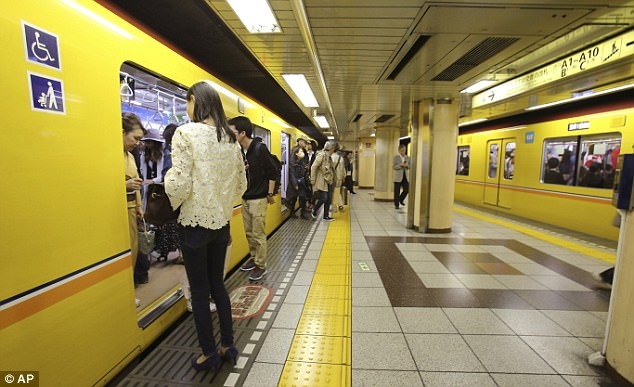  Tokyo subway shut after failed N.Korean missile test 