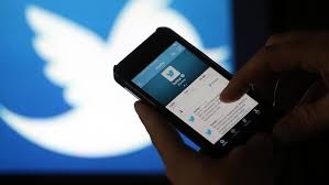  Twitter partners with Bloomberg for streaming news 24/7 