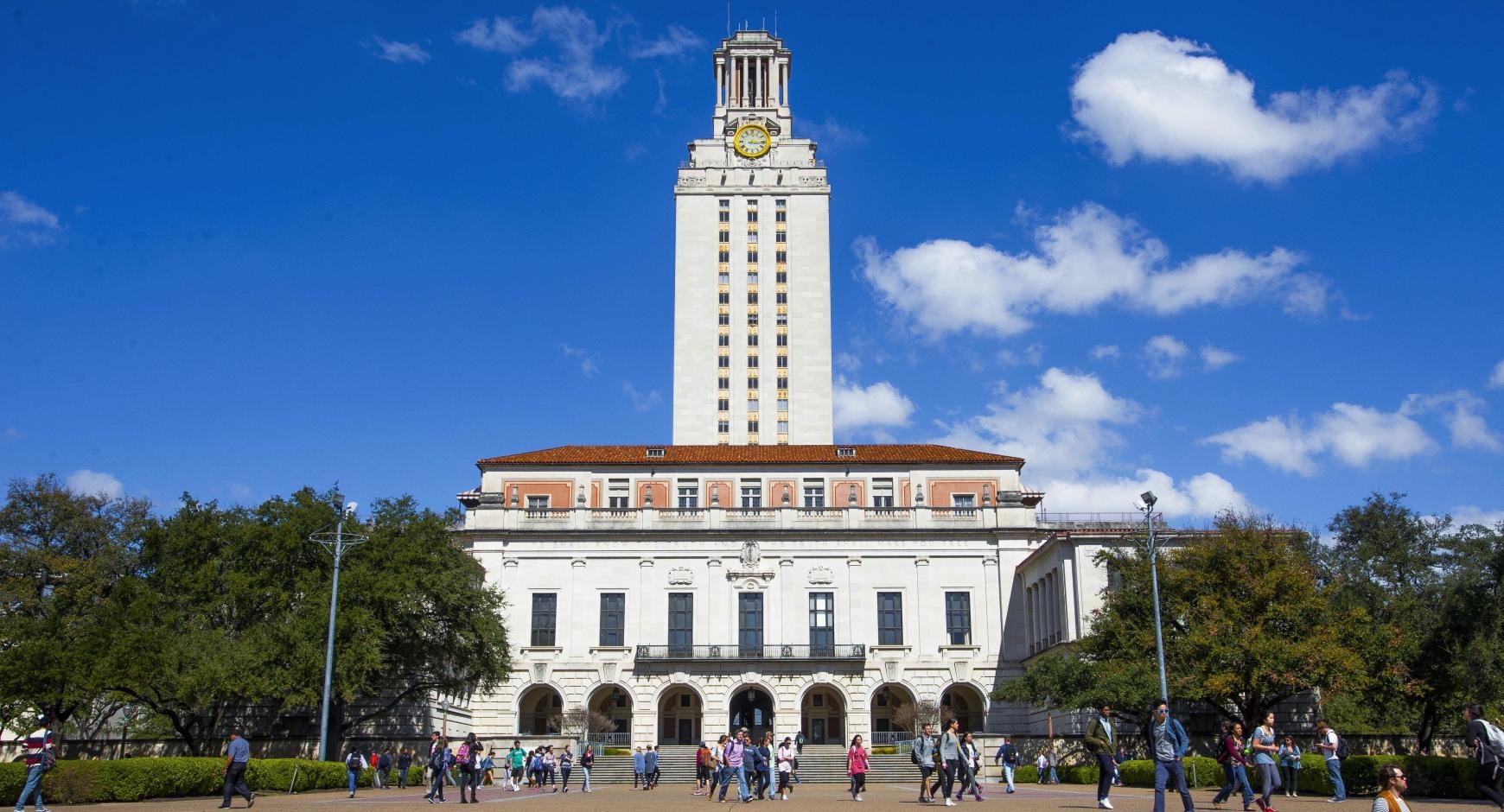  1 killed in stabbing attack on Texas University campus 