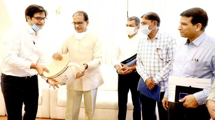 Khurjas pottery and decorative items of Moradabad will be made in Acharpura near Bhopal