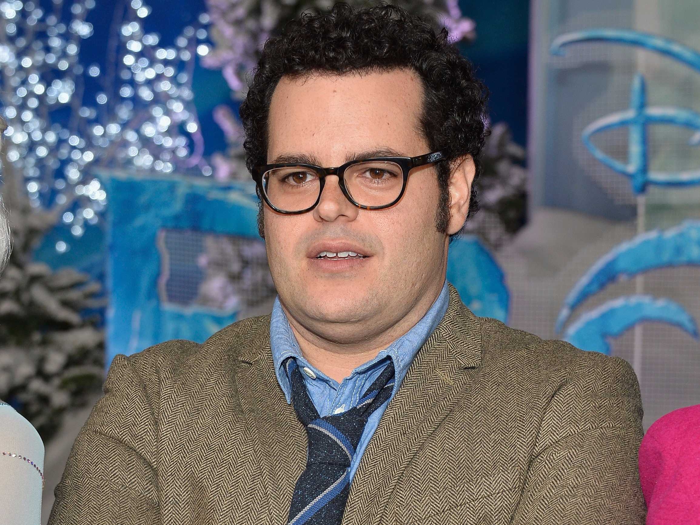  Josh Gad hints at essaying The Penguin 
