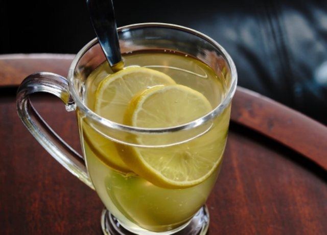 Hot Lemon Rum Toddy