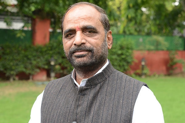  Ahir reviews Maoist situation in Chhattisgarh 