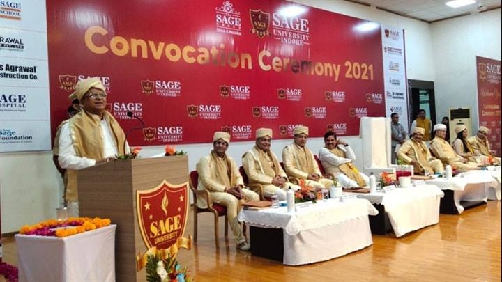 Youth should become self-dependent, establish their own enterprise and give employment to others- Governor Patel