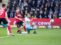  Freiburg down Schalke 2-0 in Bundesliga 