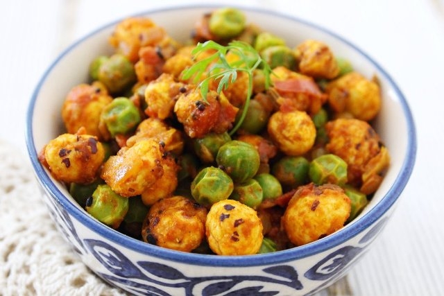 Bihari Makhana Aur Matar Sabzi 